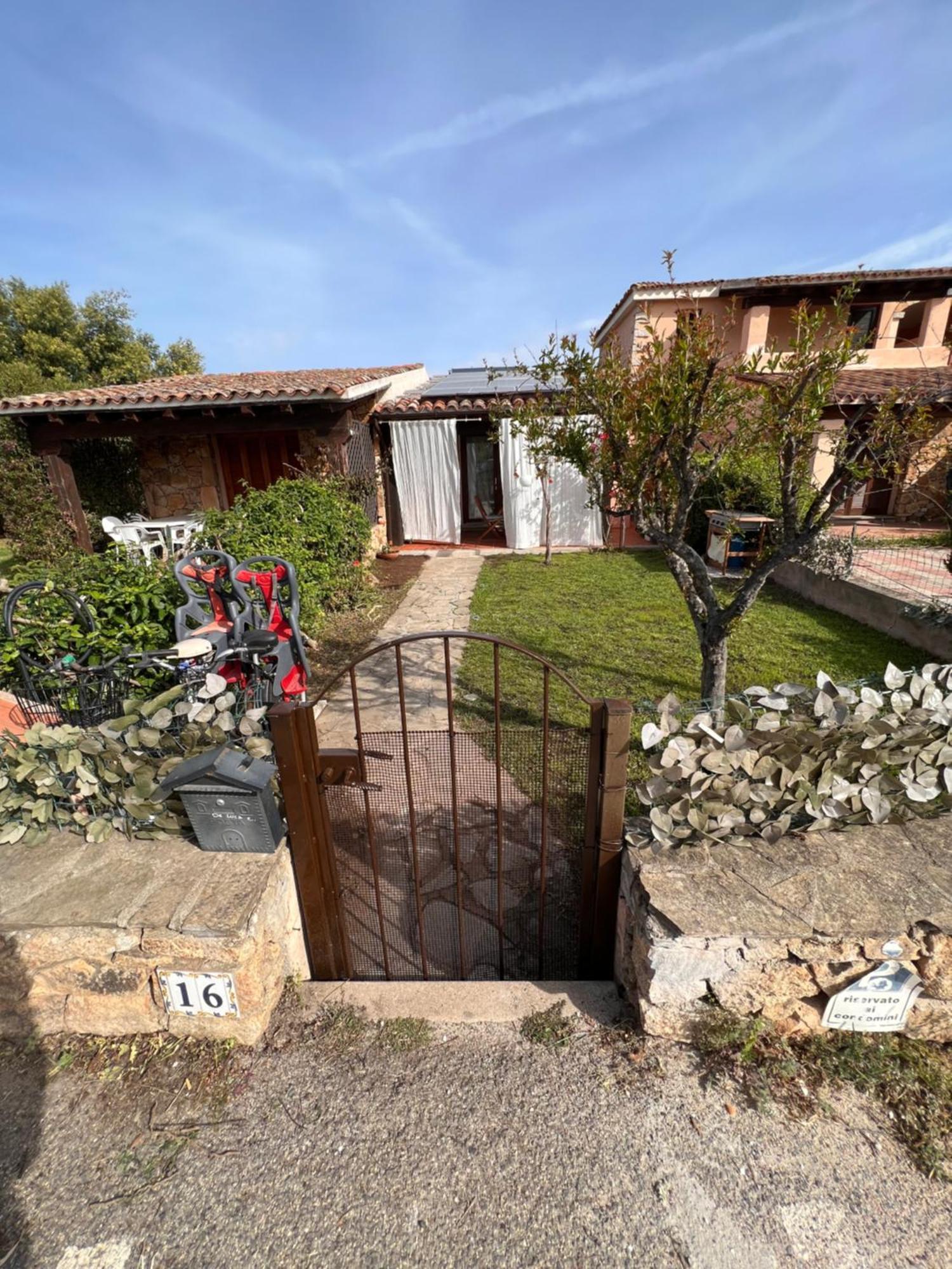 Villetta La Cinta San Teodoro  Exterior photo