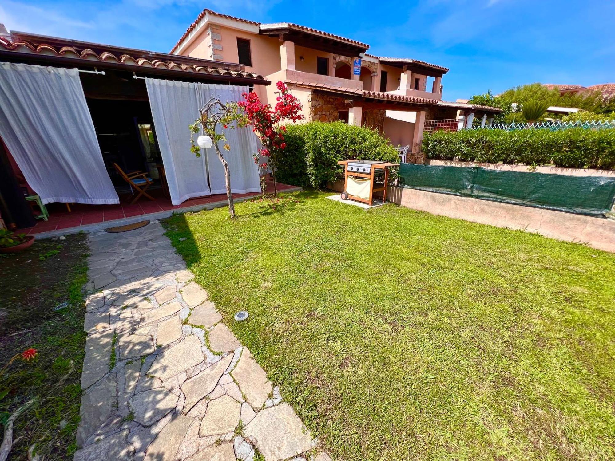 Villetta La Cinta San Teodoro  Exterior photo